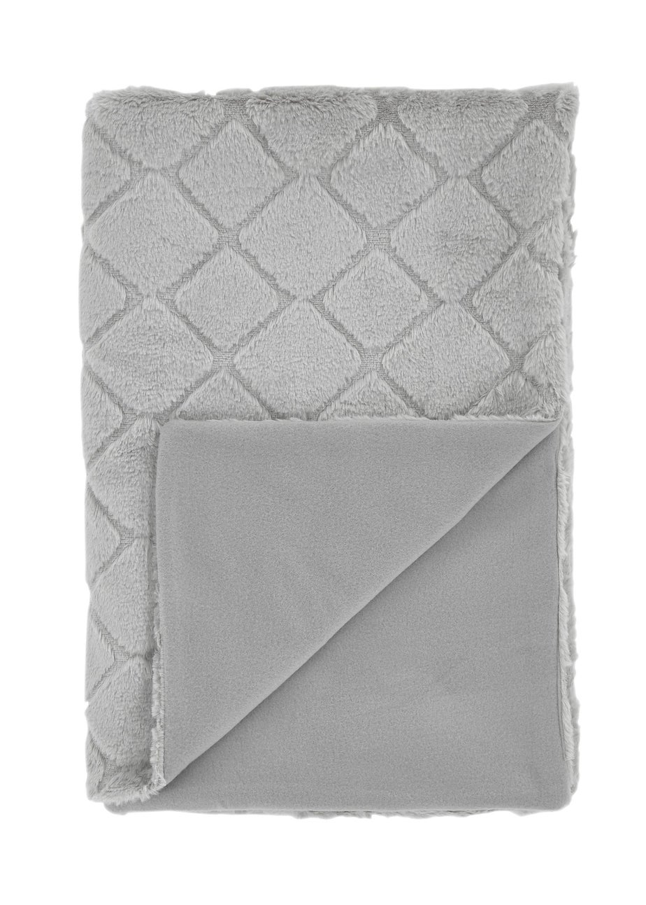 Catherine Lansfield Cosy Diamond Faux Fur Soft 130x170cm Blanket Throw Silver Grey
