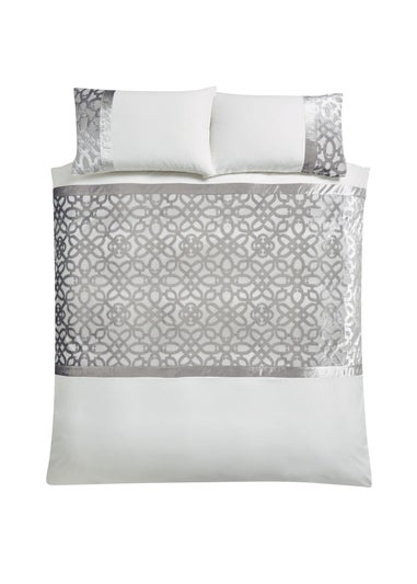 Catherine Lansfield Lattice Cut Velvet Duvet Cover Set Natural