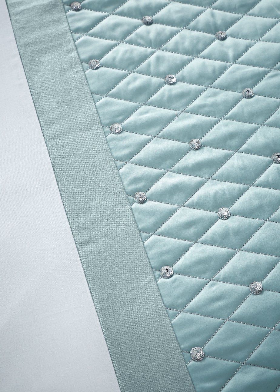Catherine Lansfield Sequin Cluster Quilted Bedspread (240x260cm)