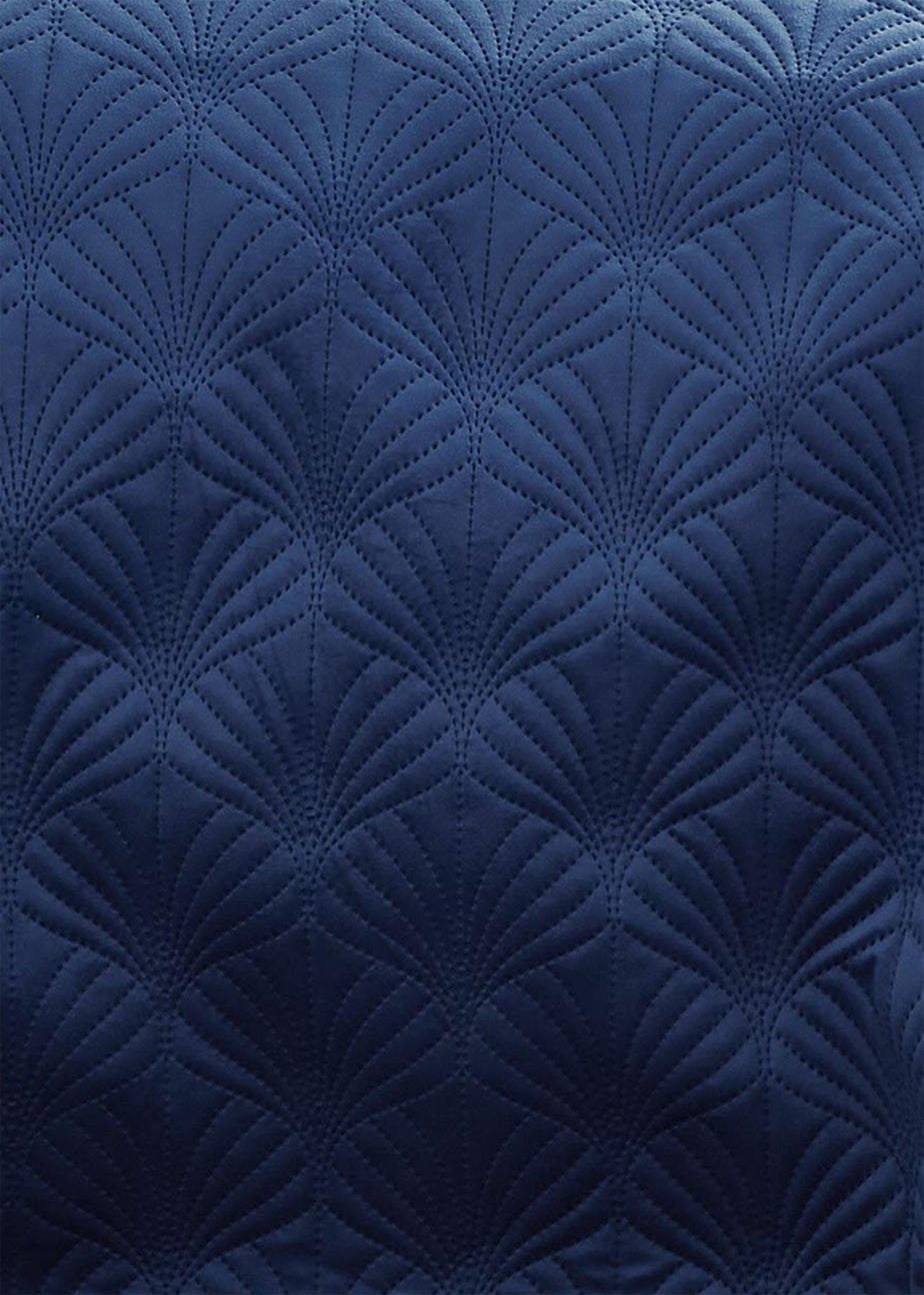 Catherine Lansfield Art Deco Pearl Quilted Bedspread (220x230cm)