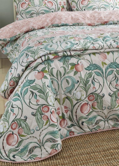 Catherine Lansfield Clarence Floral Quilted Bedspread (220x230cm)
