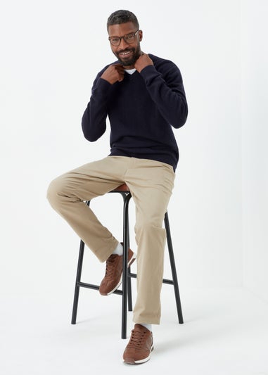 Lincoln Navy 100% Lambswool V Neck Jumper