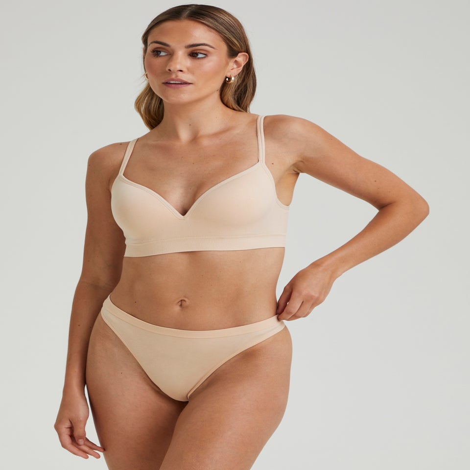 3 Pack Seamless Thongs