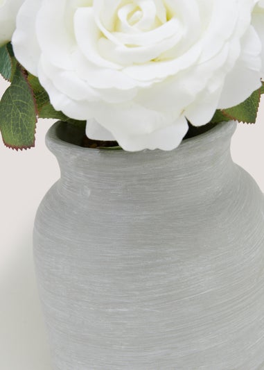 Roses in Cement Pot (33cm)