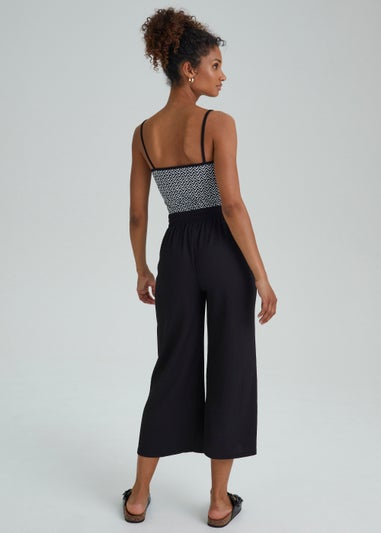 Black Textured Cropped Trousers