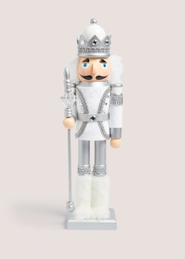 White & Silver Nutcracker (10.5cm x 8.5cm x 38cm)