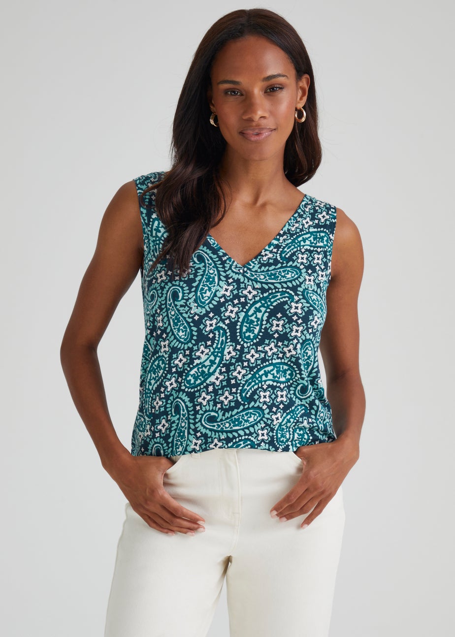 Papaya Petite Blue Paisley V-Neck Top