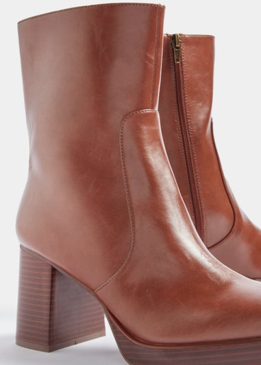 Tan 70s Platform Boots