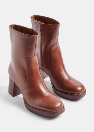 Tan 70s Platform Boots