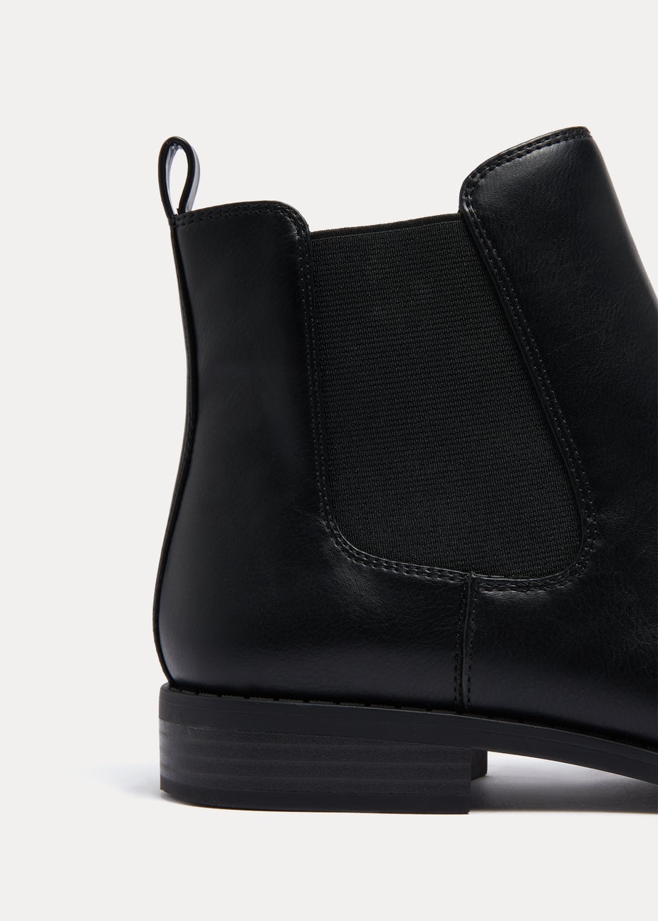 Black Chelsea Boots