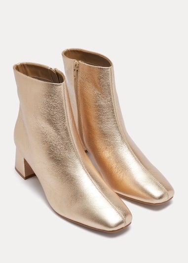 Et Vous Gold Block Heels