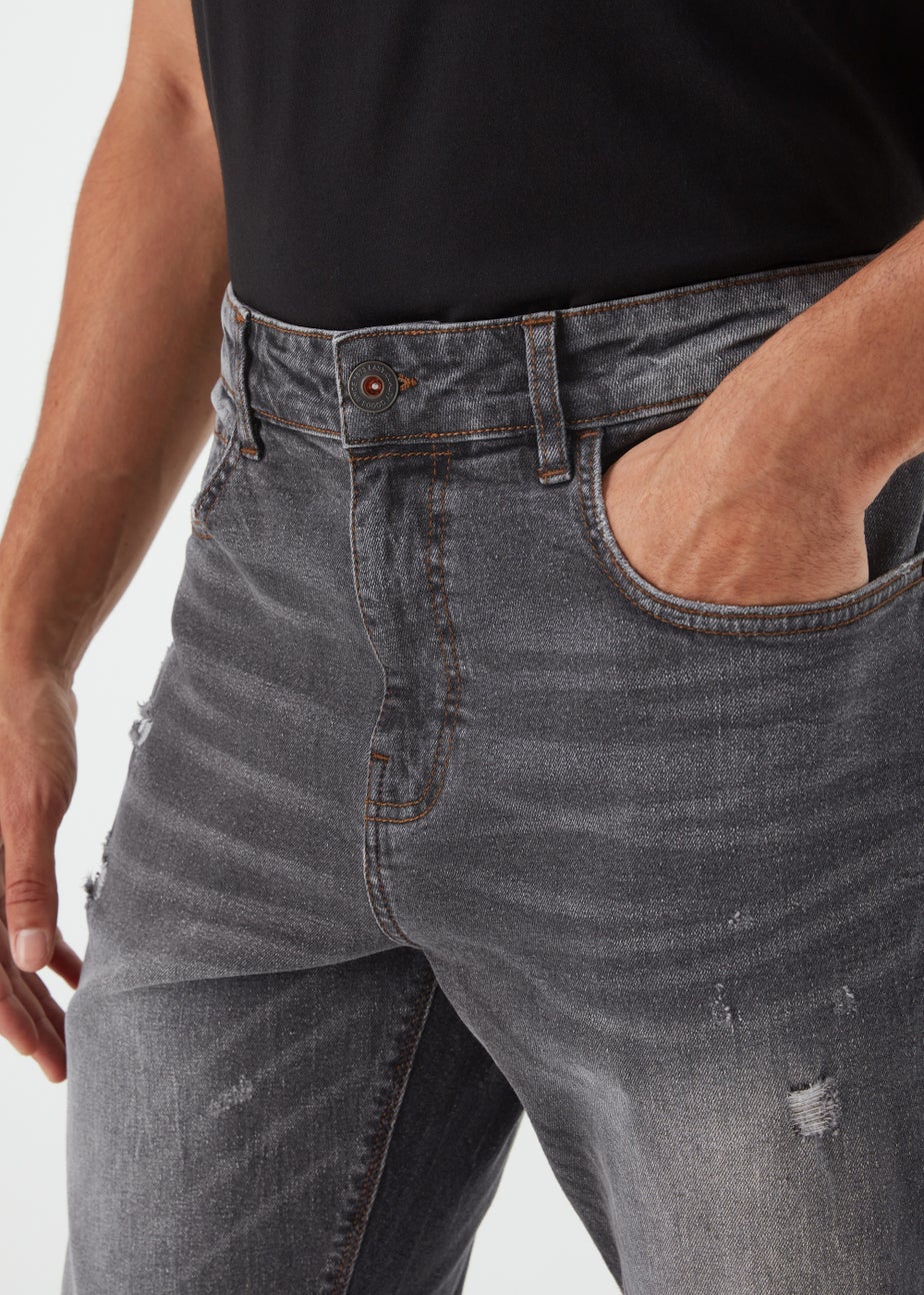 Black Wash Slim Fit Tapered Jeans