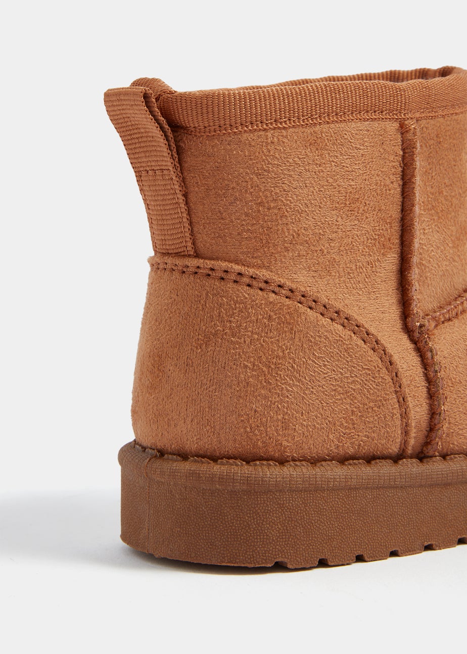 Kids Tan Snug Boots (Younger 4-12)