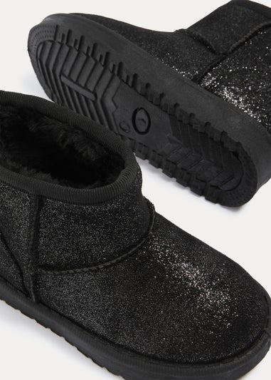 Kids Black Snug Boots (Younger 13-Older 5)