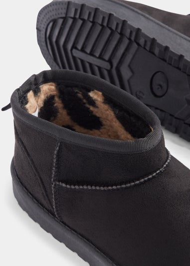 Girls Black Snug Boots (Younger 10-Older 5)