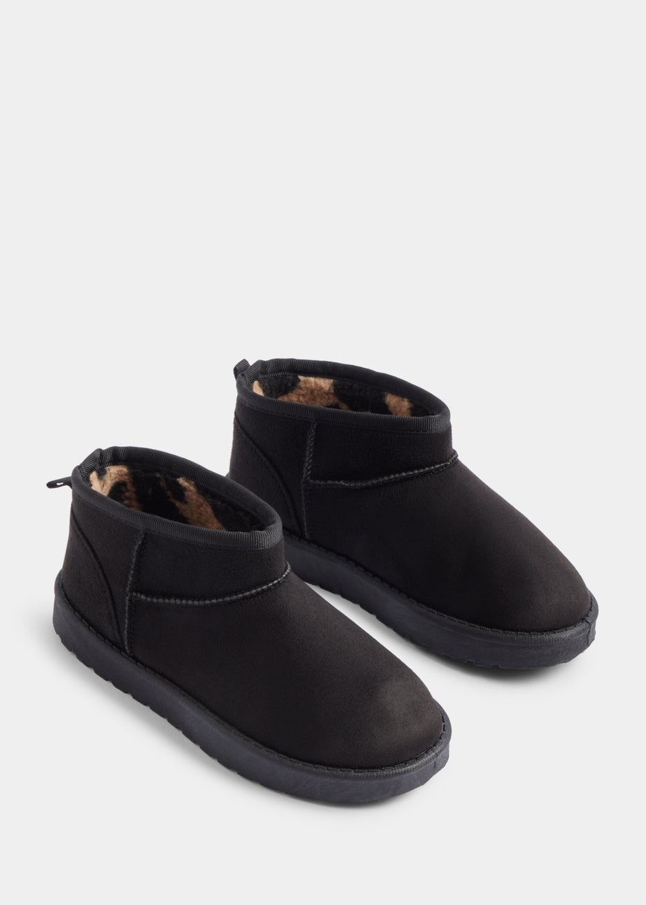 Girls Black Snug Boots (Younger 10-Older 5)