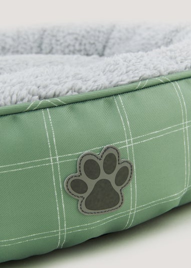 Green Check Round Pet Bed (50cm x 15cm)
