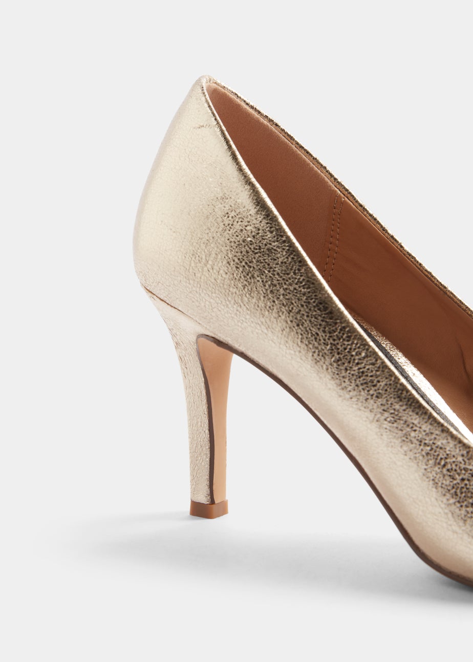 Et Vous Gold Pointed Court Heels