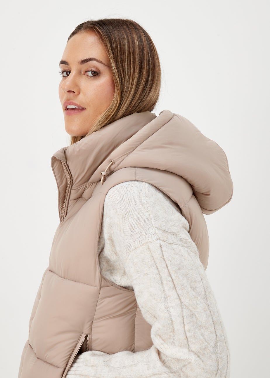 Beige Cropped Shower Resistant Gilet