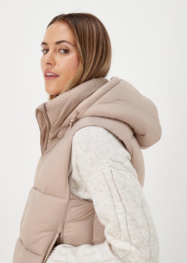 Beige Cropped Shower Resistant Gilet