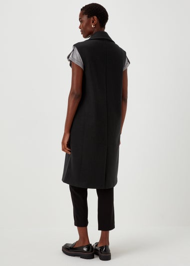 Black Sleeveless Coat
