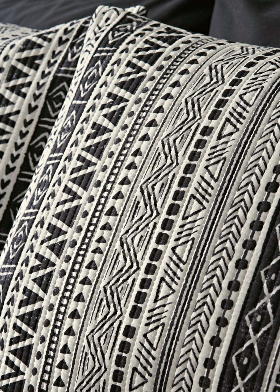 Monochrome Aztec Print Pinsonic Duvet Cover