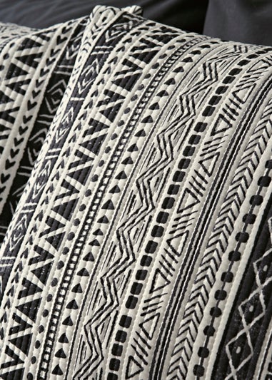 Monochrome Aztec Print Pinsonic Duvet Cover