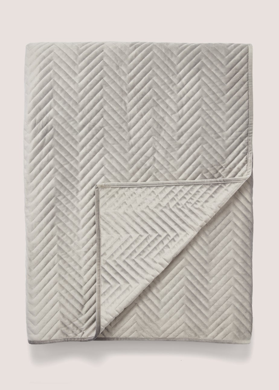Grey Velvet Quilted Bedspread (235cm x 235cm)