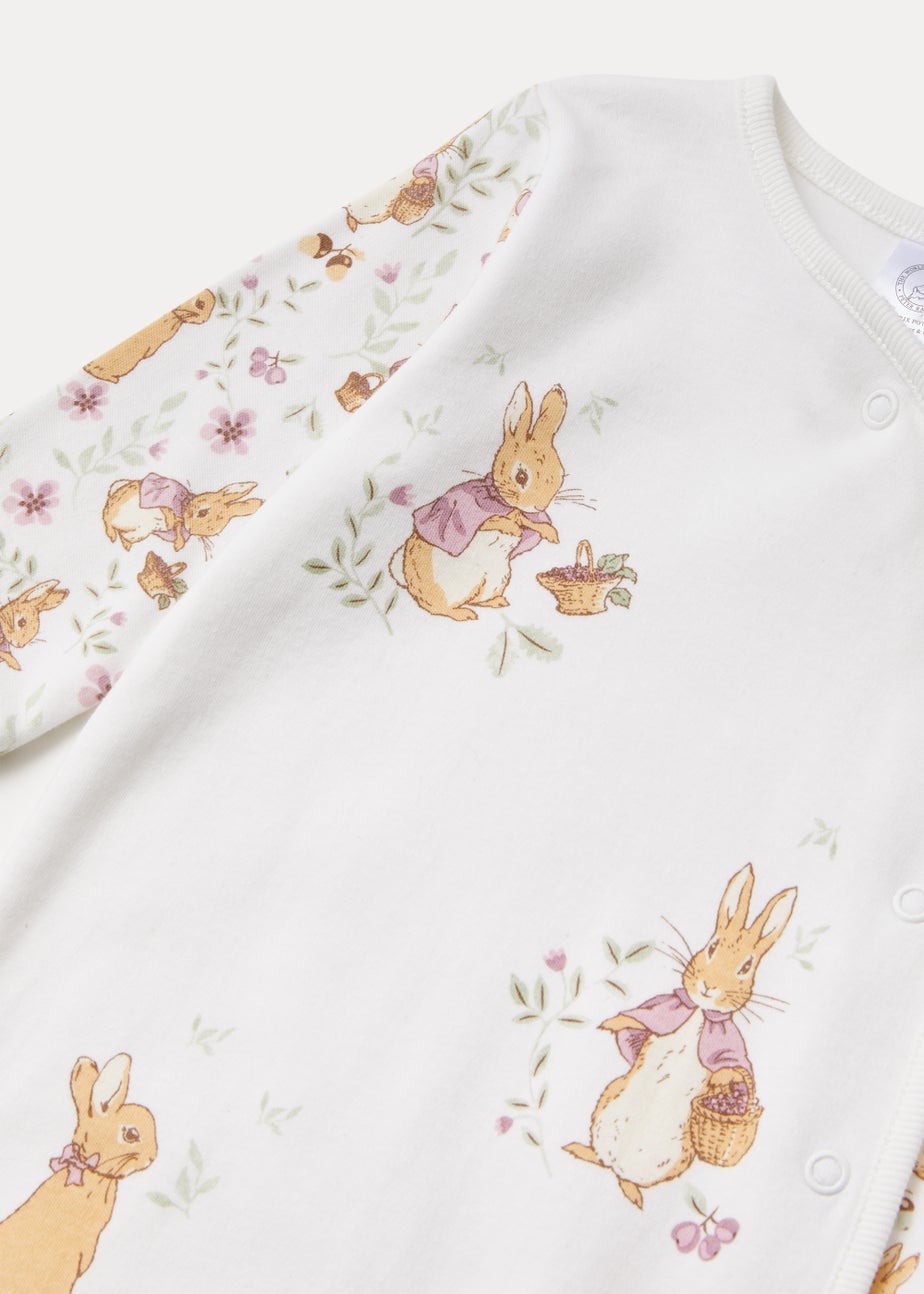 Baby Cream Peter Rabbit Sleepsuit (Newborn-12mths)