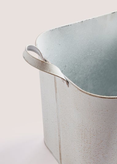 Farmers Market Square Metal Basket (25.5cm x 24cm x 30cm)