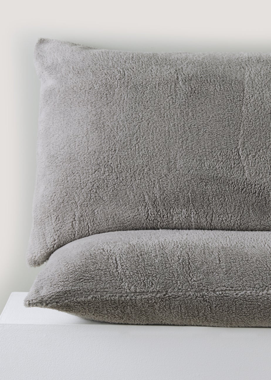 Grey Teddy Fleece Pillowcase Pair