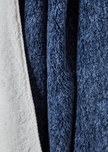 Blue Frosted Teddy Fleece Throw (150cm x 180cm)