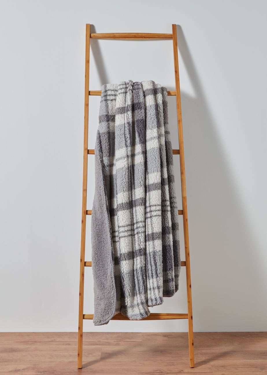 Grey Check Teddy Fleece Throw (150cm x 180cm)