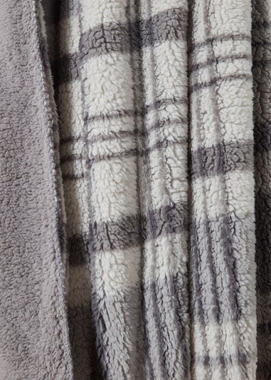 Grey Check Teddy Fleece Throw (150cm x 180cm)