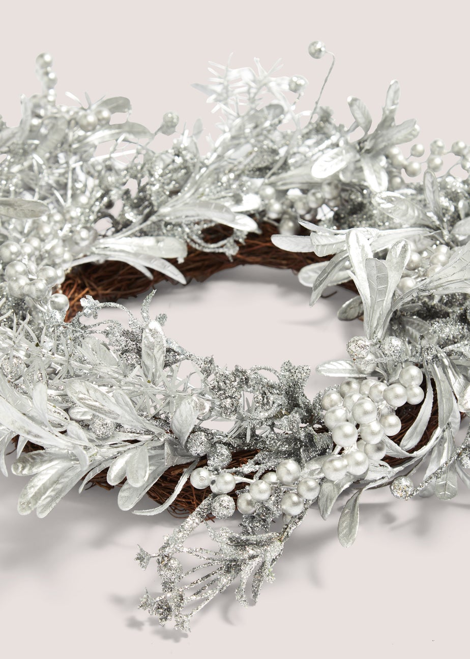 Silver Wreath (30cm)