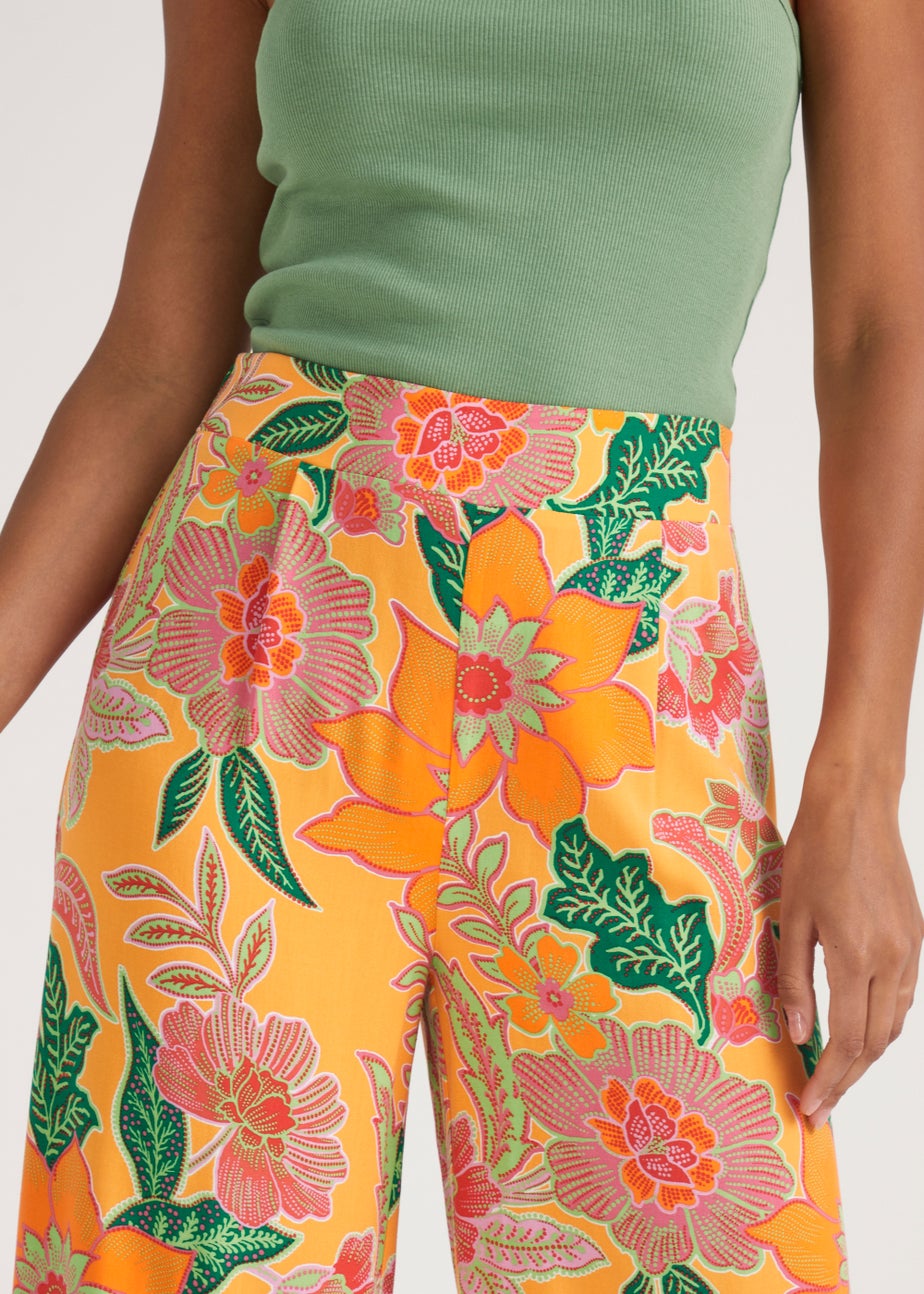 Multicoloured Floral Wide Leg Cropped Trousers