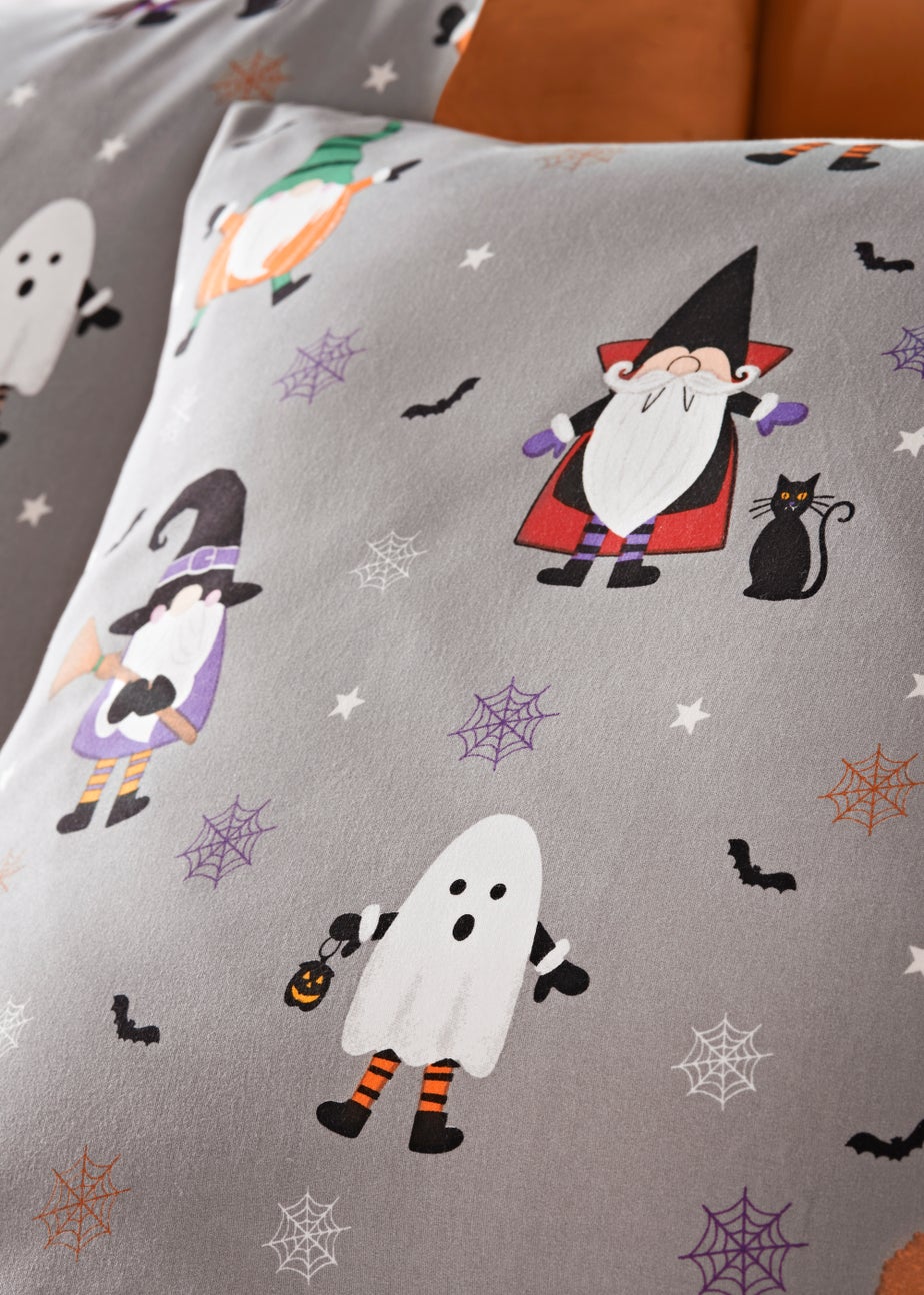 Grey Halloween Gonk Duvet Cover
