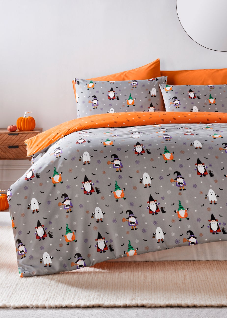 Grey Halloween Gonk Duvet Cover