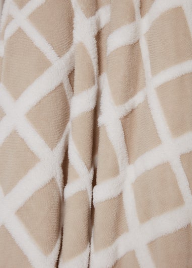 Neutral Grid Teddy Fleece Throw (150cm x 180cm)
