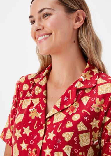 Red Gingerbread Print Short Pyjama Set