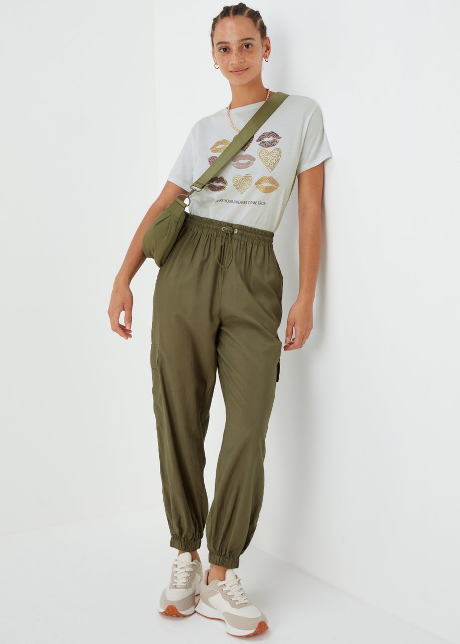 White Animal Heart Graphic T-Shirt