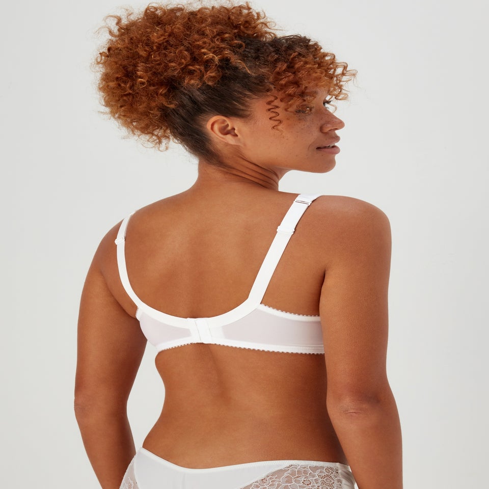 White Non Wired Total Support Bra