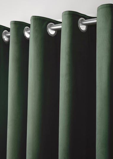Laurence Llewelyn-Bowen Montrose Velvet Blackout Green Eyelet Curtains