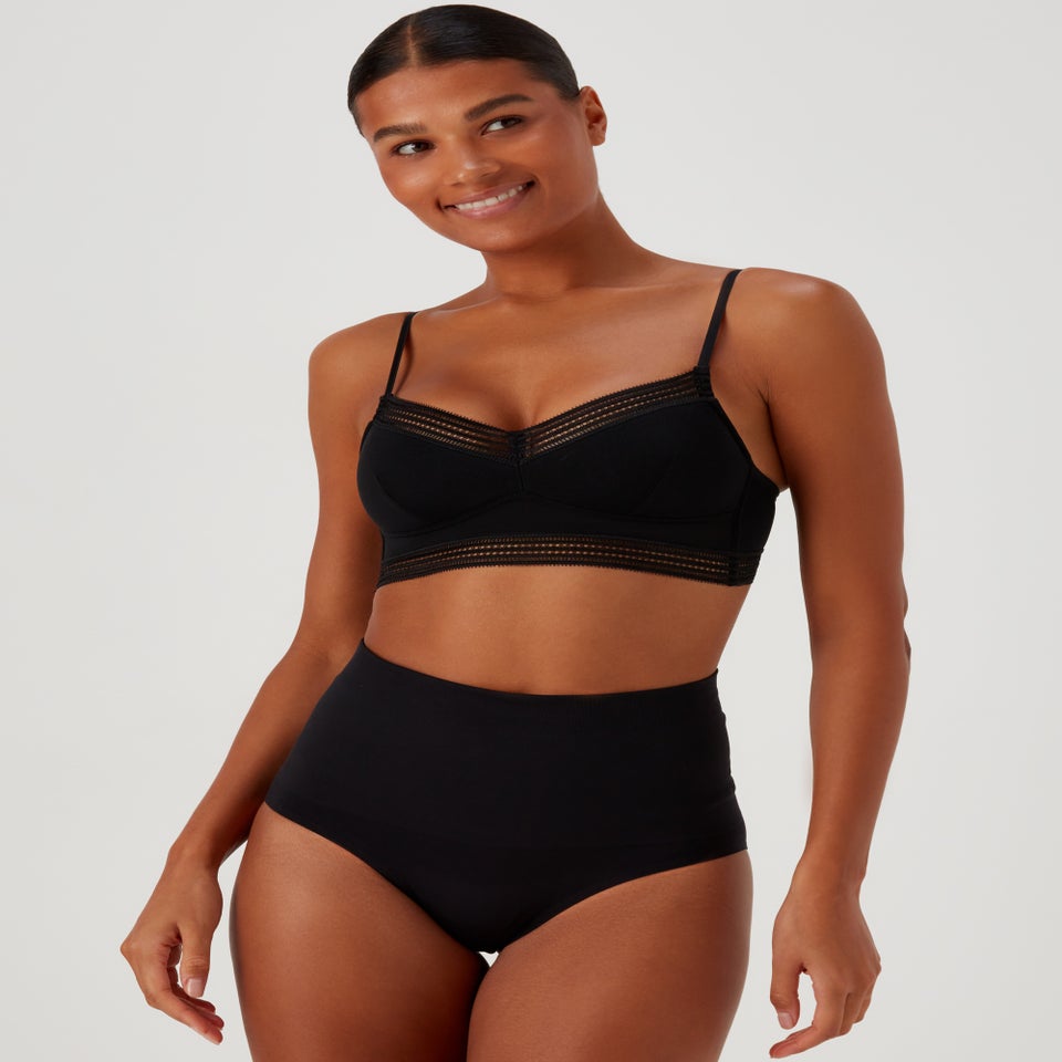 Black Seamless Smoothing Knickers