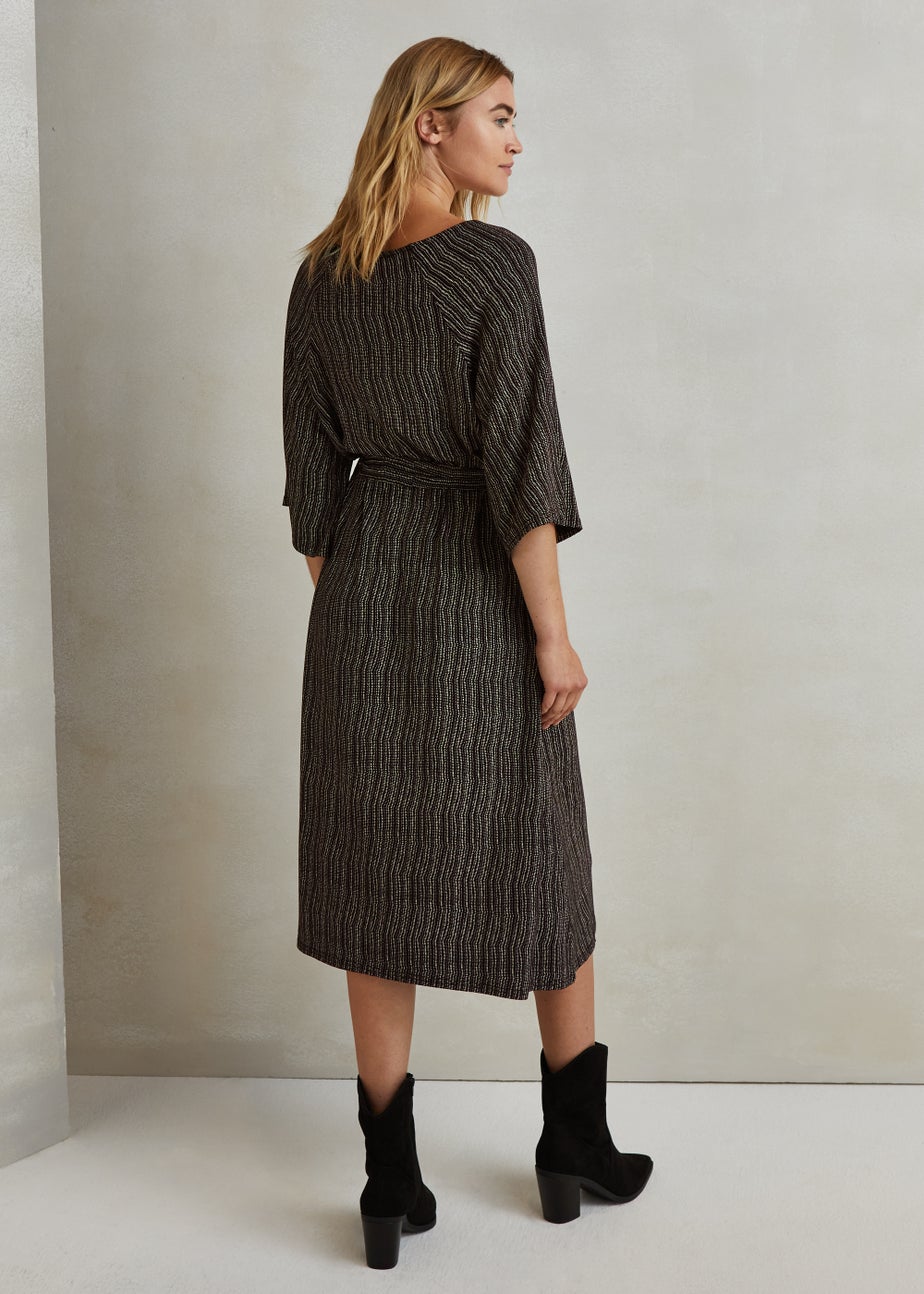 Monochrome Black V-Neck Raglan Sleeve Midi Dress