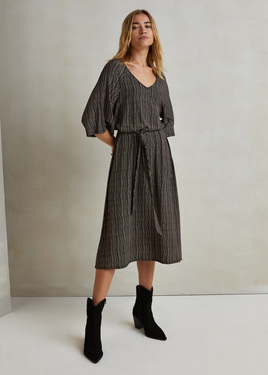 Monochrome Black V-Neck Raglan Sleeve Midi Dress