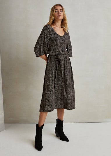 Monochrome Black V-Neck Raglan Sleeve Midi Dress