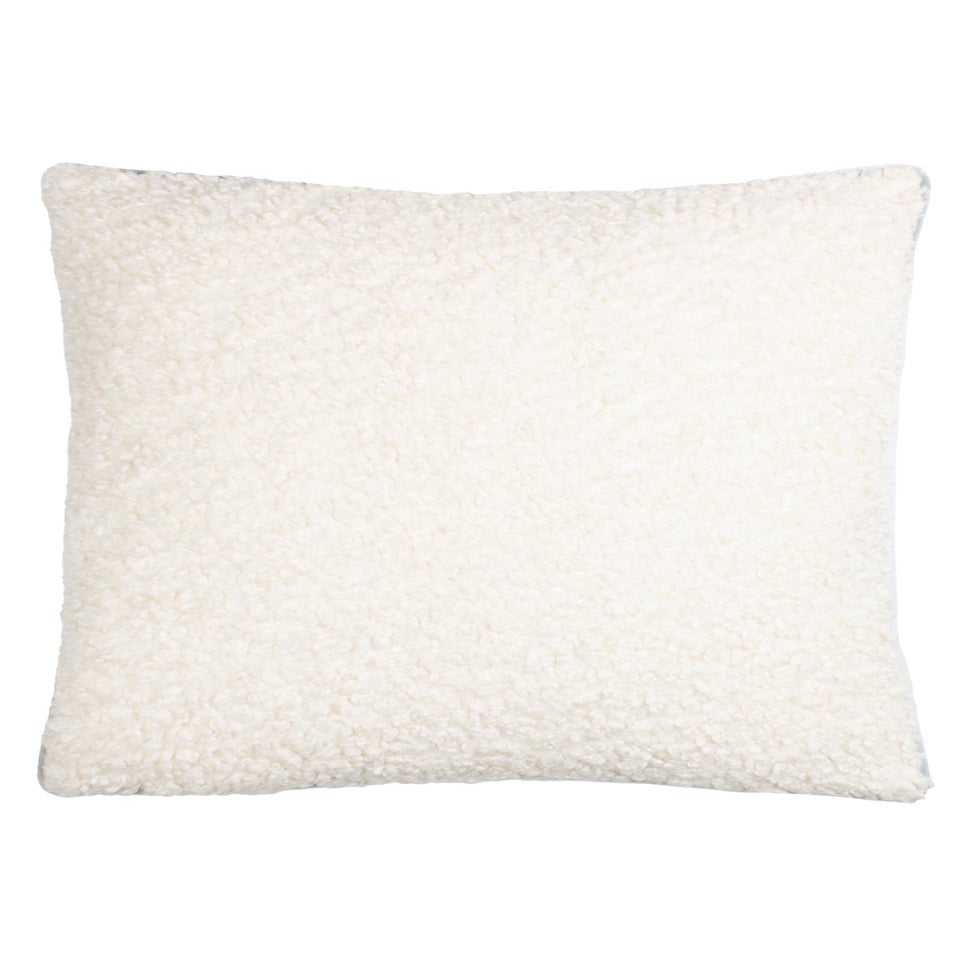 furn. Arcticus Polar Bear Filled Cushion (45cm x 45cm x 8cm)