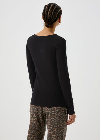Black Long Sleeve T-Shirt
