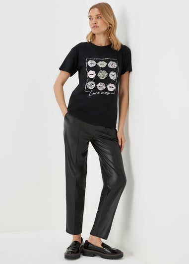 Black Lips Love More Slogan T-Shirt